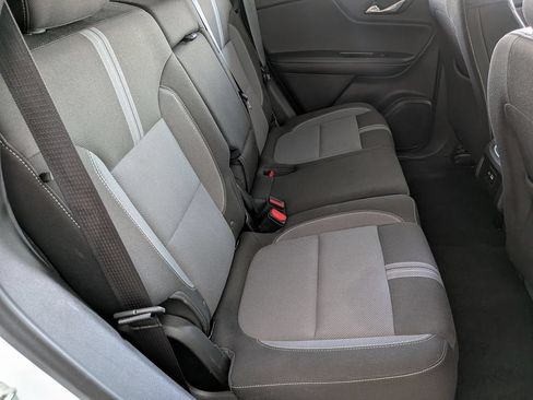 Used 2025 Chevrolet Blazer LT FWD image 29