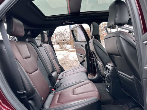 Used 2020 Ford Edge Titanium w/ Equipment Group 301A image 33