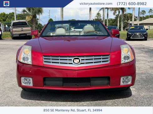 Used 2004 Cadillac XLR RWD image 7