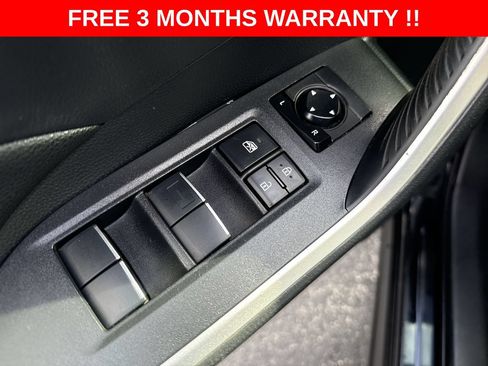 Used 2019 Toyota RAV4 XLE Premium w/ Cold Weather Package AWD/4WD image 12