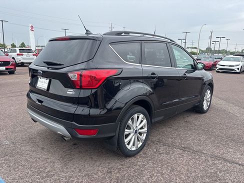 Used 2019 Ford Escape SEL AWD/4WD image 5