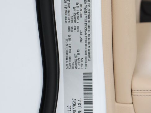 Used 2023 Jeep Grand Cherokee 4WD 4xe w/ Luxury Tech Group II image 34