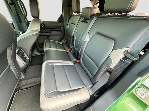 New 2025 Ford Bronco Outer Banks image 17