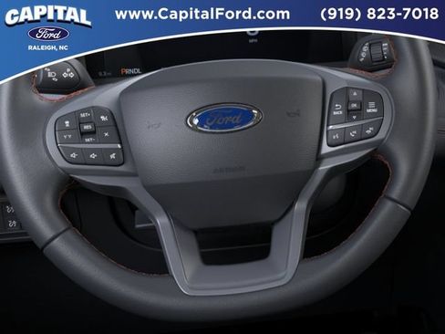 New 2026 Ford Explorer Active RWD image 12