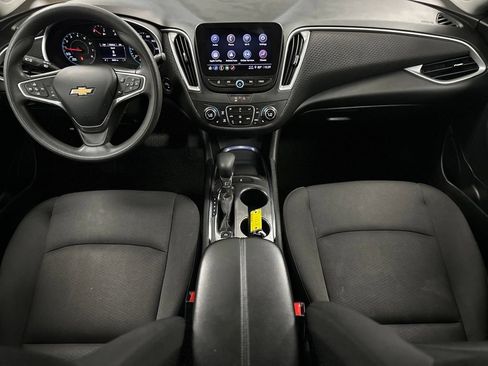 Used 2023 Chevrolet Malibu LT FWD image 3