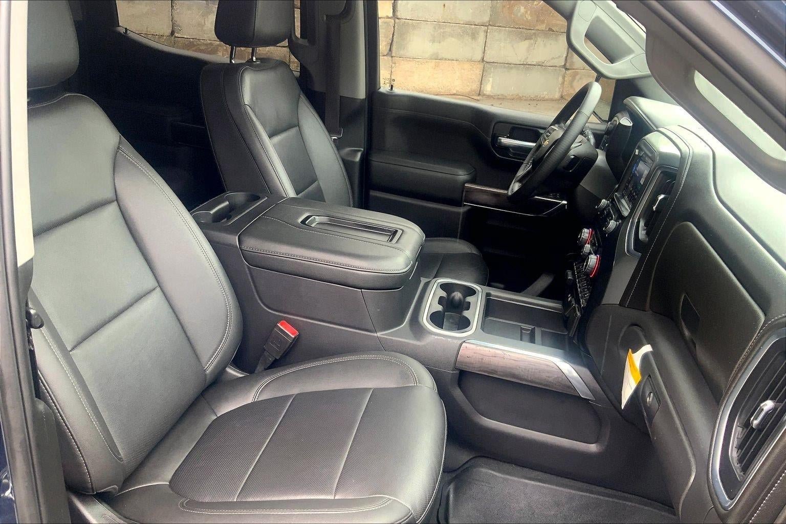 Used 2022 Chevrolet Silverado 1500 LTZ AWD/4WD image 7