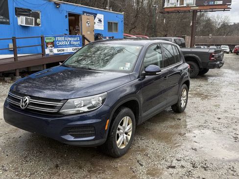 Used 2013 Volkswagen Tiguan S image 5