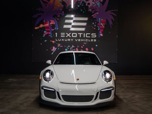 Used 2016 Porsche 911 GT3 RS RWD image 4