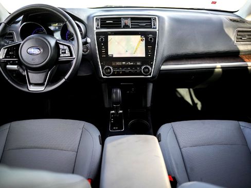 Used 2019 Subaru Outback 3.6R Limited image 24