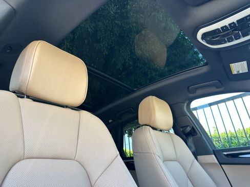 New 2026 Porsche Macan AWD/4WD image 18