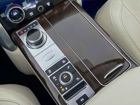 Used 2021 Land Rover Range Rover P525 Westminster Edition image 18