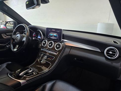 Used 2016 Mercedes-Benz C 300 4MATIC Sedan image 32