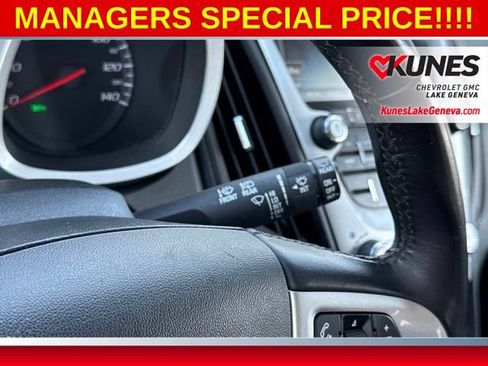 Used 2017 Chevrolet Equinox Premier w/ Enhanced Convenience Package AWD/4WD image 38