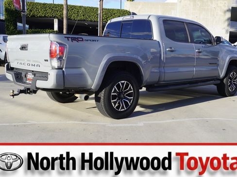 Used 2020 Toyota Tacoma TRD Sport image 4