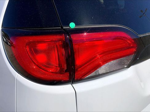 New 2026 Chrysler Voyager LX image 18