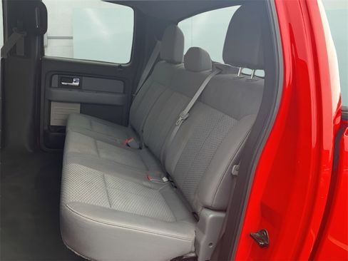 Used 2014 Ford F150 XLT w/ Trailer Tow Package image 12