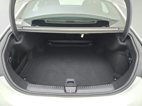 Used 2026 Mercedes-Benz E 350 Sedan image 32