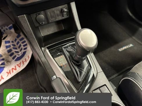 Used 2015 Toyota Corolla L image 20