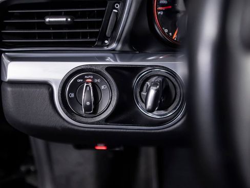 Used 2018 Porsche 911 Carrera S RWD image 33
