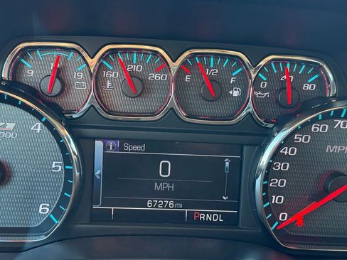 Used 2018 Chevrolet Silverado 1500 LT w/ All Star Edition image 16