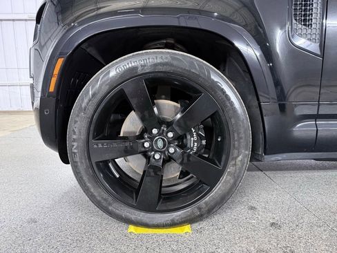 Used 2023 Land Rover Defender 110 V8 AWD/4WD image 16