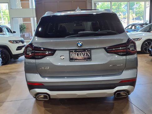 Used 2024 BMW X3 xDrive30i w/ Premium Package AWD/4WD image 5