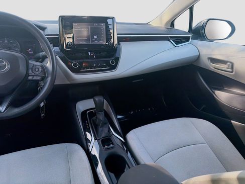 Used 2022 Toyota Corolla L FWD image 18