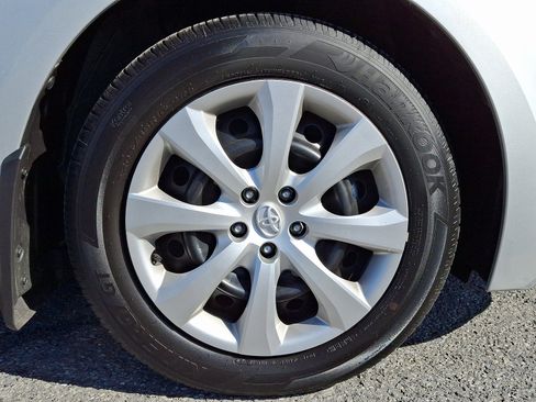 Used 2024 Toyota Corolla LE image 8