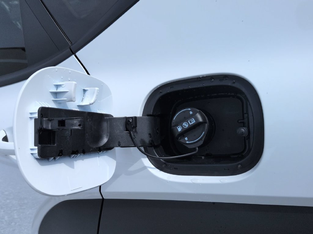 New 2027 Hyundai Kona SEL Sport FWD image 18