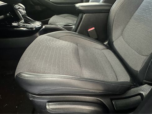 Used 2023 Kia Seltos S w/ Navigation Package AWD/4WD image 15
