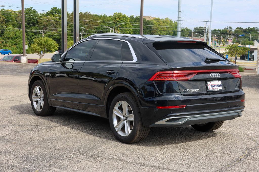 Used 2021 Audi Q8 Premium w/ Convenience Package AWD/4WD image 5
