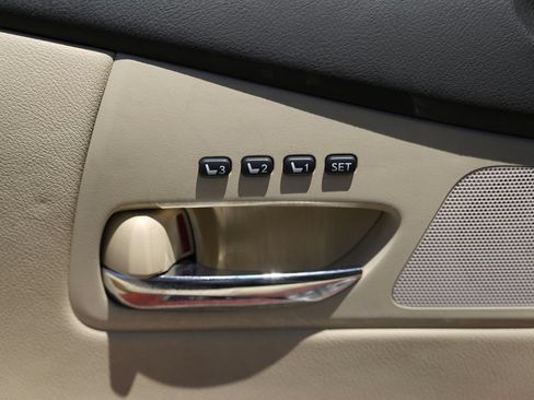 Used 2012 Lexus RX 350 AWD w/ Premium Pkg image 19