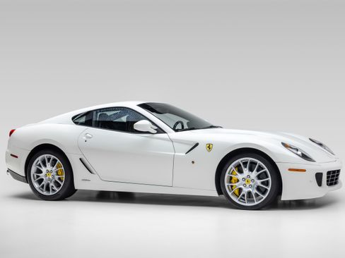 Certified 2010 Ferrari 599 GTB Fiorano RWD image 12
