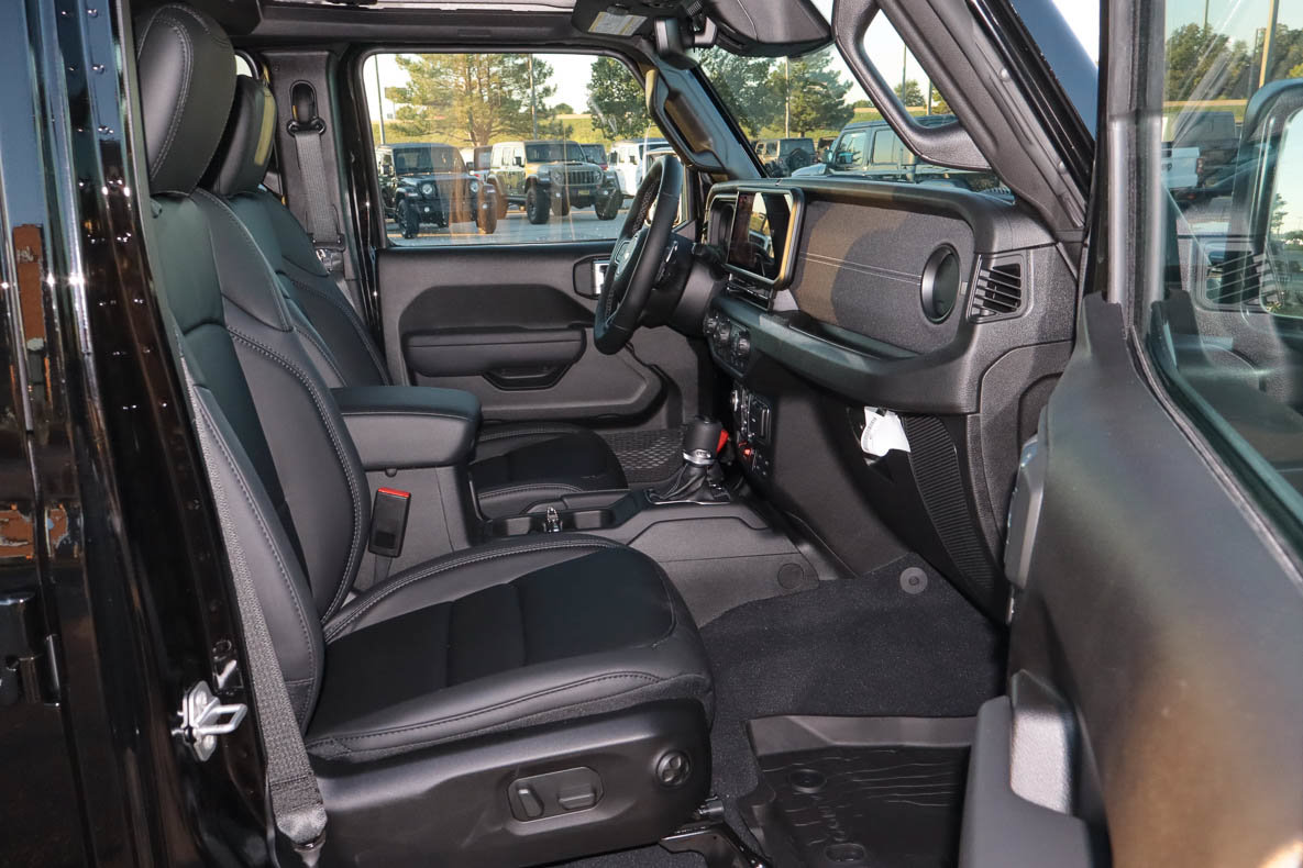 New 2027 Jeep Wrangler Unlimited Rubicon 392 AWD/4WD image 25