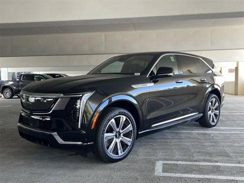 New 2026 Cadillac Escalade IQ Luxury 1 image 8