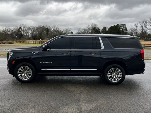 Used 2024 GMC Yukon XL Denali image 7