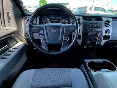 Used 2012 Ford F150 XLT w/ XLT Chrome Pkg image 6