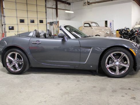 Used 2009 Saturn Sky Red Line RWD image 29