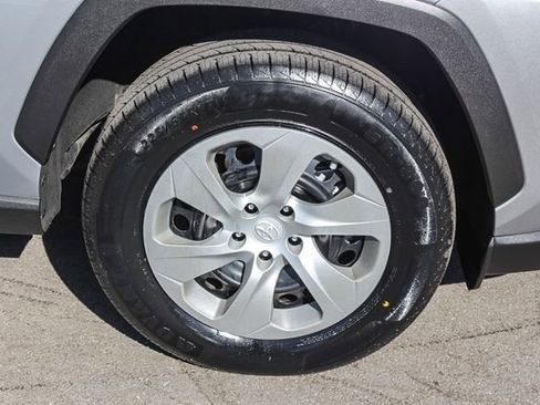 Used 2021 Toyota RAV4 LE w/ Carpet Mat Package (TMS) image 14