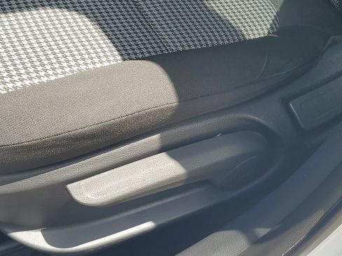 Used 2019 Hyundai Kona SEL FWD image 16