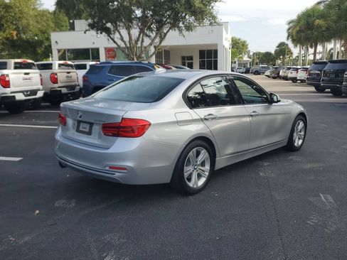 Used 2016 BMW 328i xDrive Sedan AWD/4WD image 5
