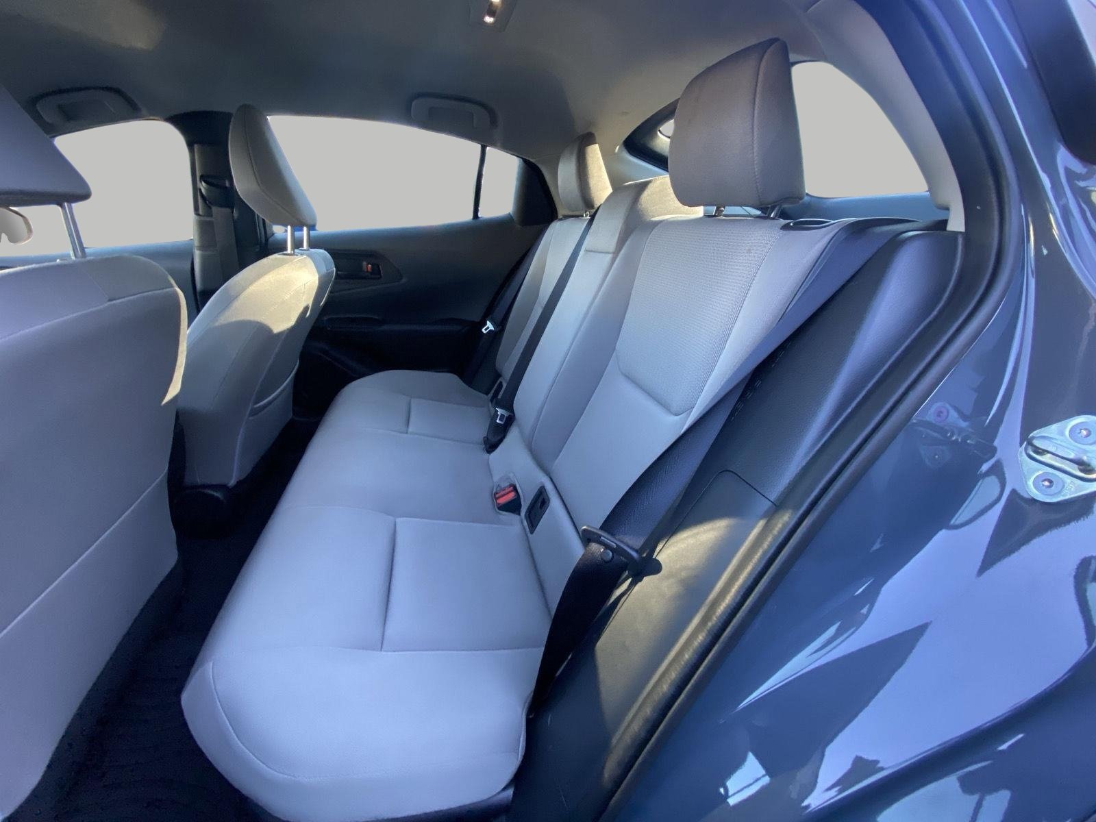 Used 2024 Toyota Prius LE AWD/4WD image 12