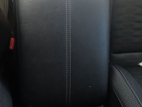 Used 2025 Nissan Pathfinder SV image 35