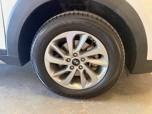 Used 2018 Hyundai Tucson SEL FWD image 27