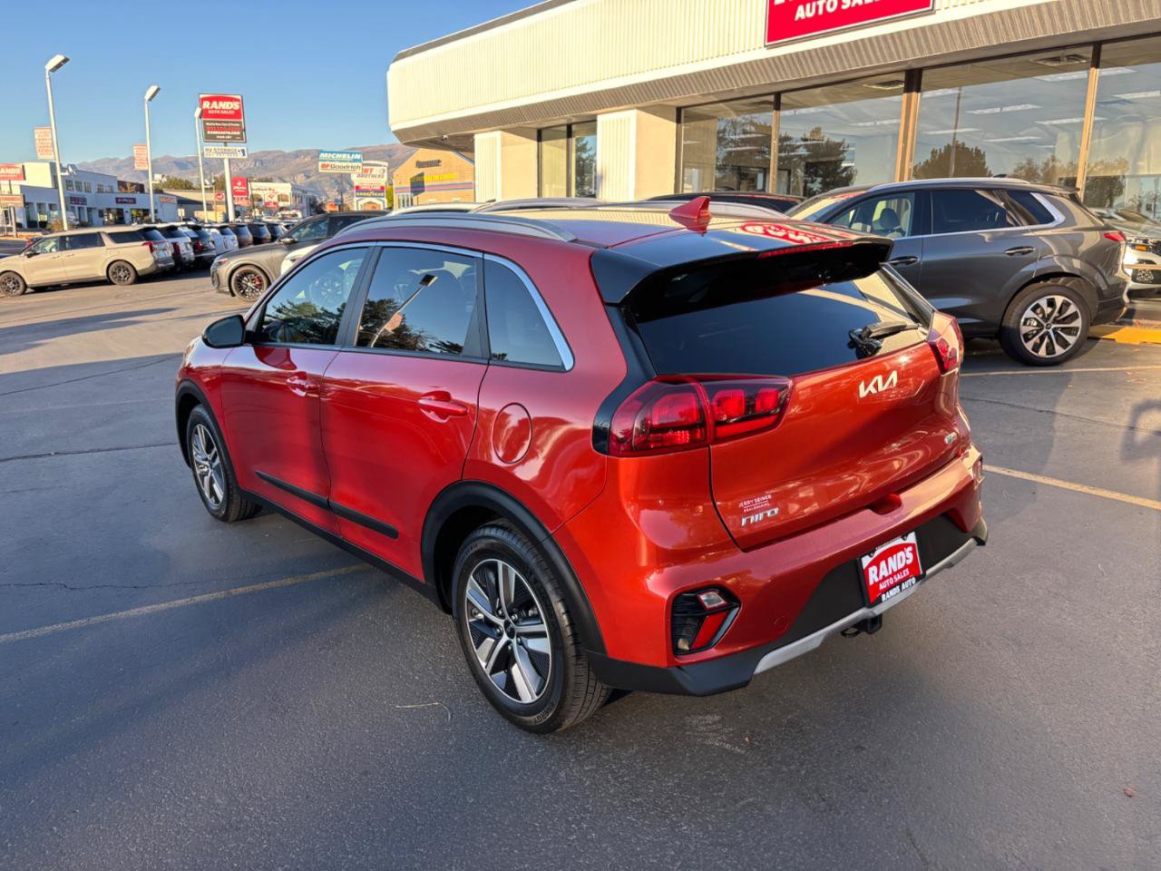 Used 2022 Kia Niro LXS FWD image 8