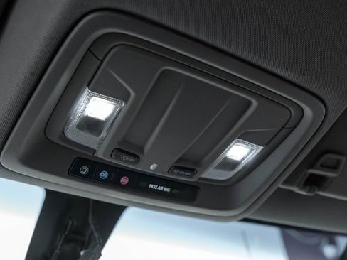 Used 2019 Chevrolet Silverado 1500 LT Trail Boss w/ Convenience Package image 29