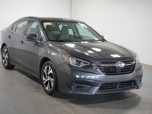 Used 2022 Subaru Legacy Premium AWD/4WD image 3