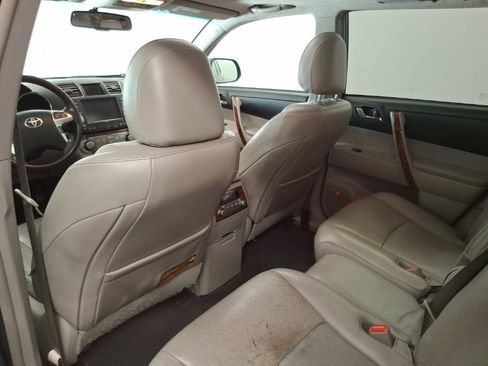 Used 2012 Toyota Highlander Limited image 12