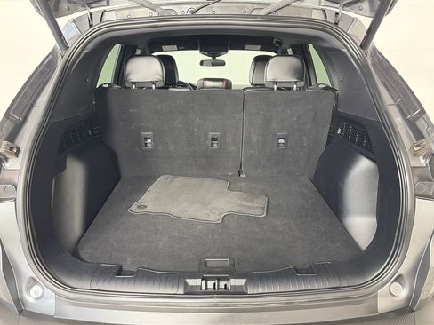 Certified 2025 Ford Escape ST-Line Select AWD/4WD image 27