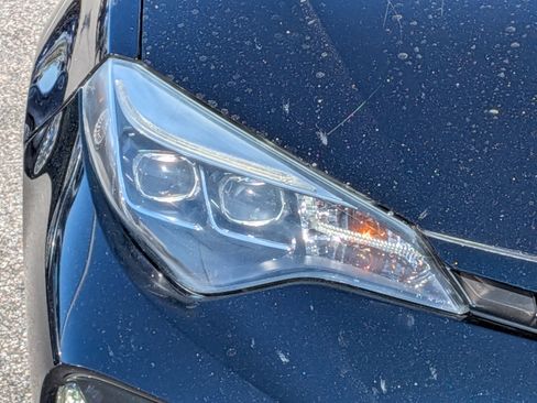 Used 2019 Toyota Corolla L image 10